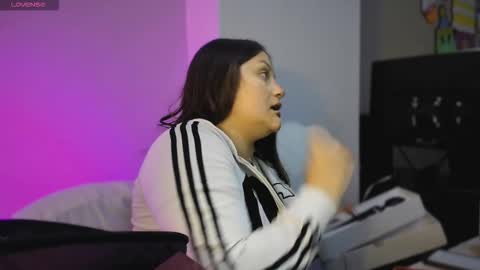 Snapshot of cherry_copper chatting on February 3, 2026, 11:15 am cherryl online show from February 3, 2026, 11:15 am