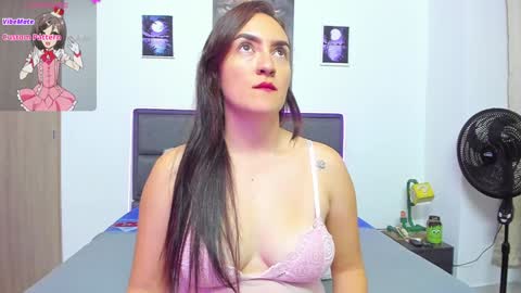 Snapshot of cherry_glam chatting on December 20, 2024, 4:42 am I.G online show from December 20, 2024, 4:42 am