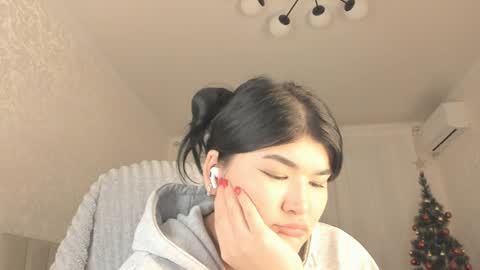 misaki  online show from January 10, 2025, 2:55 pm