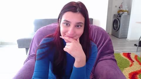 Snapshot of cherry_pie95 chatting on January 8, 2025, 11:32 am Sherry online show from January 8, 2025, 11:32 am