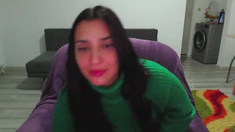 Snapshot of cherry_pie95 chatting on February 19, 2025, 3:06 am Sherry online show from February 19, 2025, 3:06 am