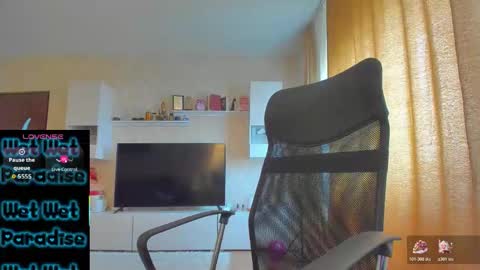 mayra online show from November 16, 2025, 10:54 am