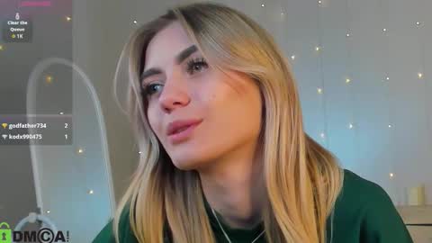 cherry_pr1ce online show from October 5, 2025, 12:09 am