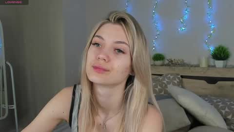 Snapshot of cherry_pr1ce chatting on May 10, 2026, 11:10 pm cherry_pr1ce online show from May 10, 2026, 11:10 pm