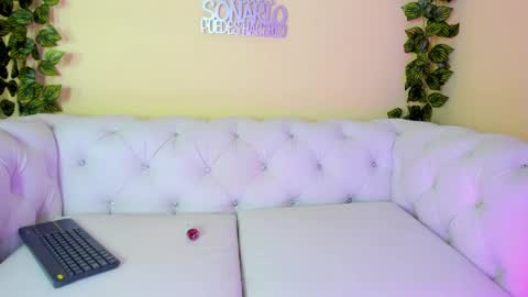 Sussan Cherry  online show from December 10, 2024, 2:05 am