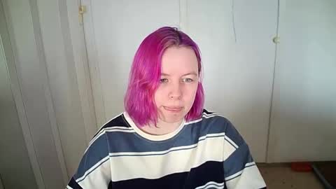 cherrybaby_0 online show from February 22, 2026, 8:13 am