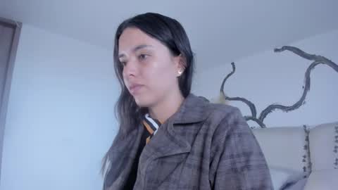 Cherry online show from December 5, 2025, 12:03 pm