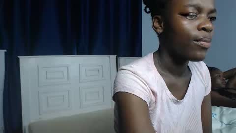 Snapshot of cherryebonny chatting on September 25, 2025, 11:52 pm cherryebonny online show from September 25, 2025, 11:52 pm