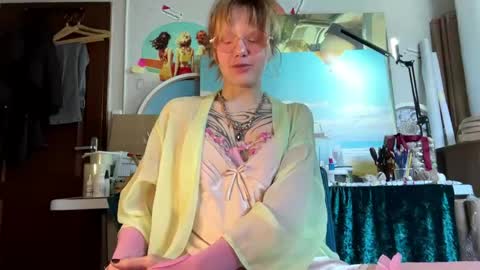 Nika online show from April 30, 2026, 12:11 pm