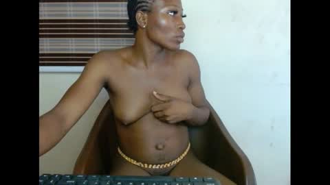 Snapshot of cherryredcunt chatting on February 22, 2025, 2:28 am cherryredcunt online show from February 22, 2025, 2:28 am