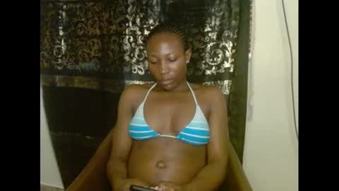 Snapshot of cherryredcunt chatting on February 27, 2025, 12:56 pm cherryredcunt online show from February 27, 2025, 12:56 pm