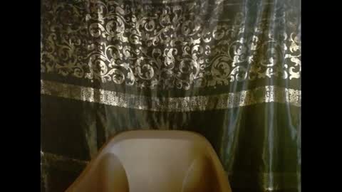 Snapshot of cherryredcunt chatting on March 3, 2025, 2:15 pm cherryredcunt online show from March 3, 2025, 2:15 pm