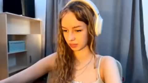 Snapshot of cherryrush951544 chatting on November 3, 2025, 11:11 am Evie online show from November 3, 2025, 11:11 am