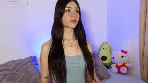 Snapshot of cheryelfox chatting on November 6, 2025, 11:59 pm cheryelfox online show from November 6, 2025, 11:59 pm