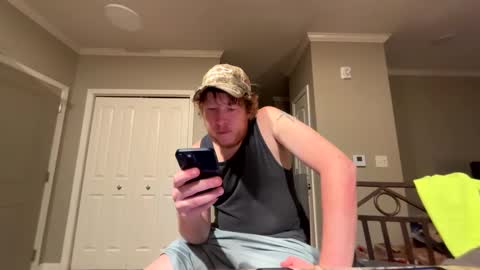 chevycamaro1978 online show from December 31, 2024, 3:45 am