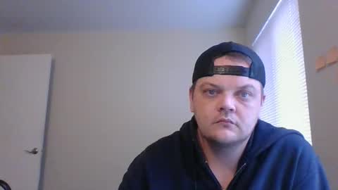 Snapshot of chicago69421 chatting on April 17, 2026, 10:46 pm Kyle online show from April 17, 2026, 10:46 pm