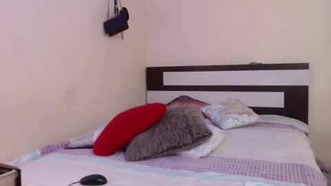 Snapshot of chikandela chatting on February 3, 2025, 10:11 pm Valentina online show from February 3, 2025, 10:11 pm