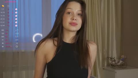 Nicole online show from December 21, 2025, 5:47 am