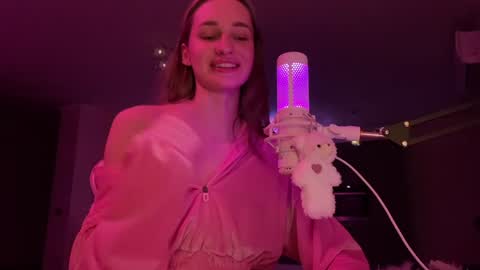 Snapshot of chillgoddess chatting on January 23, 2025, 2:17 pm Goddess Vika - owner of all ur money online show from January 23, 2025, 2:17 pm