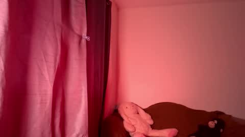 chinicr18 online show from March 19, 2026, 11:31 pm