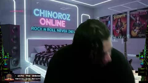 Snapshot of chinoroz chatting on November 11, 2025, 4:56 am Enrique online show from November 11, 2025, 4:56 am