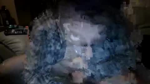 Snapshot of chippy70 chatting on April 13, 2026, 4:07 am chippy70 online show from April 13, 2026, 4:07 am