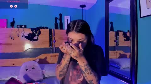 Chloeallennn  online show from March 14, 2026, 12:06 am