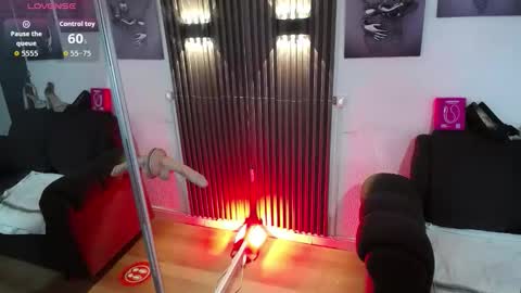 Snapshot of chloe__jones_ chatting on February 2, 2026, 12:48 pm Chloe online show from February 2, 2026, 12:48 pm