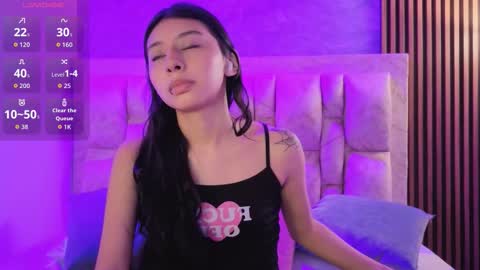 chloe_bluee_ online show from March 28, 2026, 10:59 am