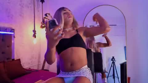Chloe online show from July 13, 2026, 7:16 pm