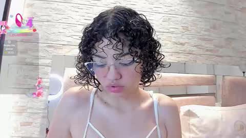 Snapshot of chloe_cortez chatting on January 13, 2026, 10:42 am chloe online show from January 13, 2026, 10:42 am