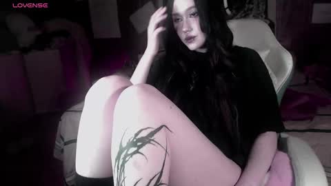 chloe_crystall_killer online show from March 7, 2026, 11:02 pm