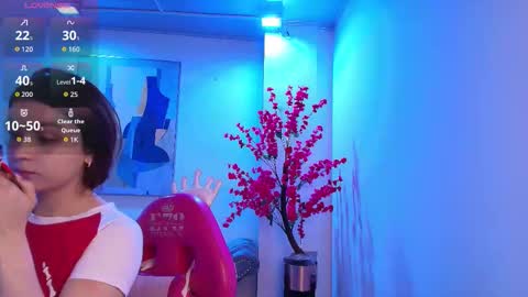 Chloe online show from March 24, 2026, 11:15 am