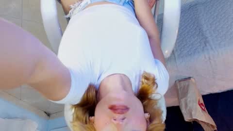 Snapshot of chloe_goddes chatting on December 28, 2024, 12:04 am CHLOE online show from December 28, 2024, 12:04 am