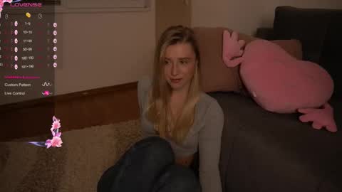 Snapshot of chloe_guidry chatting on December 20, 2025, 5:14 am Arianaa Mourrr online show from December 20, 2025, 5:14 am