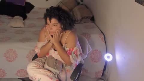 chloe_kisses online show from March 16, 2026, 11:25 am