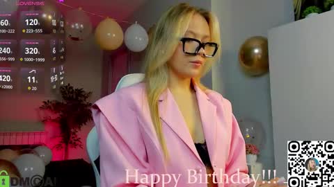 Chloe Lov GTM2 Mon Tue Thu Sat Sun 0400am - 1030m online show from October 27, 2025, 1:31 am