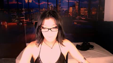 Snapshot of chloe_petite0 chatting on November 1, 2025, 7:27 pm Chloe online show from November 1, 2025, 7:27 pm