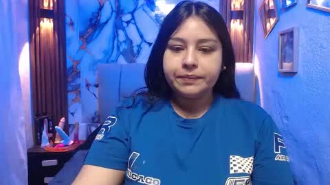 Snapshot of chloe_smith5 chatting on February 10, 2026, 1:15 pm chloe_smith5 online show from February 10, 2026, 1:15 pm