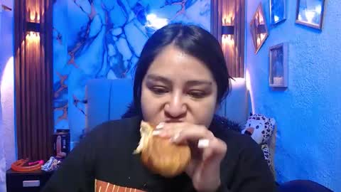 Snapshot of chloe_smith5 chatting on February 23, 2026, 1:08 pm chloe_smith5 online show from February 23, 2026, 1:08 pm