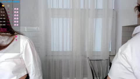 Megan and Jeniffer online show from December 9, 2024, 6:23 am