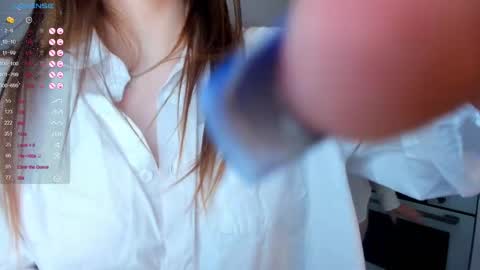 Megan and Jeniffer online show from February 24, 2025, 6:05 am