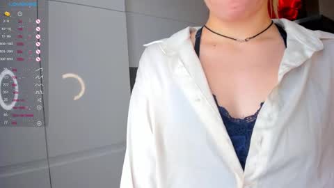 Megan and Jeniffer online show from March 1, 2025, 10:13 am