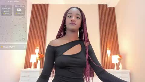 CHLOE online show from April 12, 2026, 12:54 pm