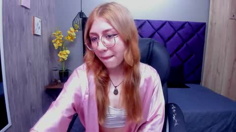 chloecampbell03 online show from September 27, 2025, 1:05 pm