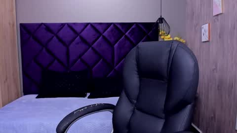 chloecampbell03 online show from October 26, 2025, 3:29 pm