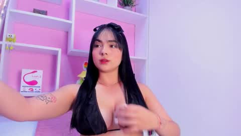 Chloe online show from February 26, 2026, 1:21 pm