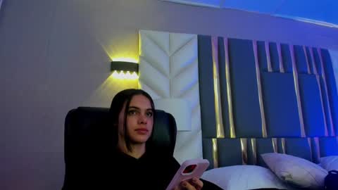 Snapshot of chloeharper_ chatting on June 26, 2026, 11:58 am Chloe Harper online show from June 26, 2026, 11:58 am