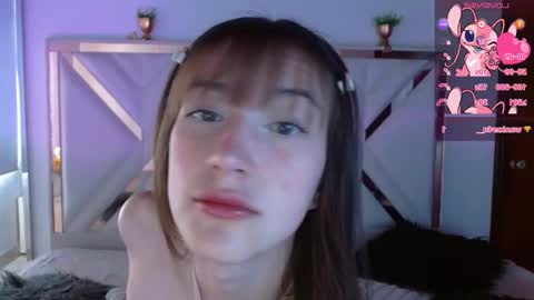 Chloe online show from December 16, 2025, 3:17 pm