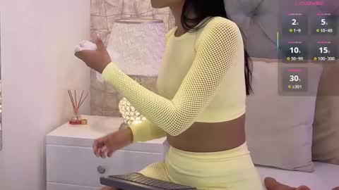 C H L O E  M O O N online show from March 28, 2026, 11:43 am